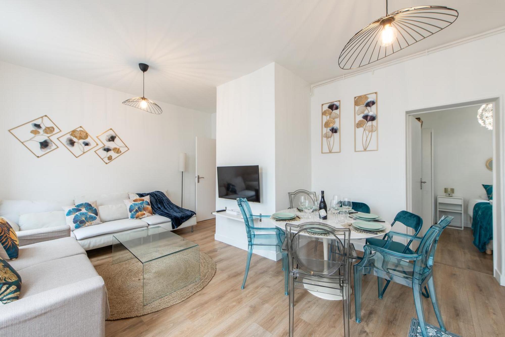 Spacious And Bright 2-Bedroom Large Apartment Very Close To Paris - Near Metro Булонь-Бийанкур Экстерьер фото